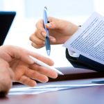 Comment gérer mes contrats lors de mon déménagement ?