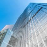 Vitrages verticaux et inclinés : les conseils d'installation