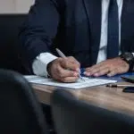Comment choisir un bon avocat en contentieux ?