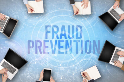 Prévenir la fraude bancaire en entreprise : outils, signaux d’alerte et bonnes pratiques