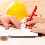 Assurance décennale pour auto-entrepreneur du bâtiment : tout sur l'obligation de souscription